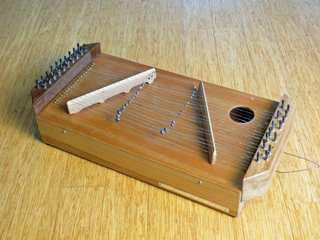 Hopkin Instrumentarium: Weighted Strings